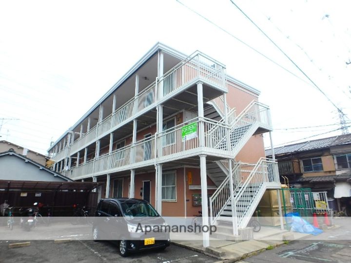 第二メゾン扇の外観