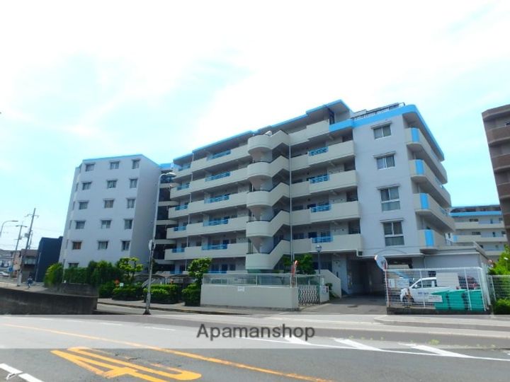 大阪府枚方市上島町の賃貸マンションの外観