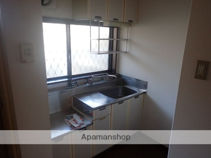 大阪府守口市金田町6丁目の賃貸アパートのキッチン