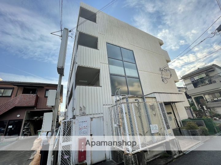大阪府寝屋川市高柳栄町の賃貸マンションの外観