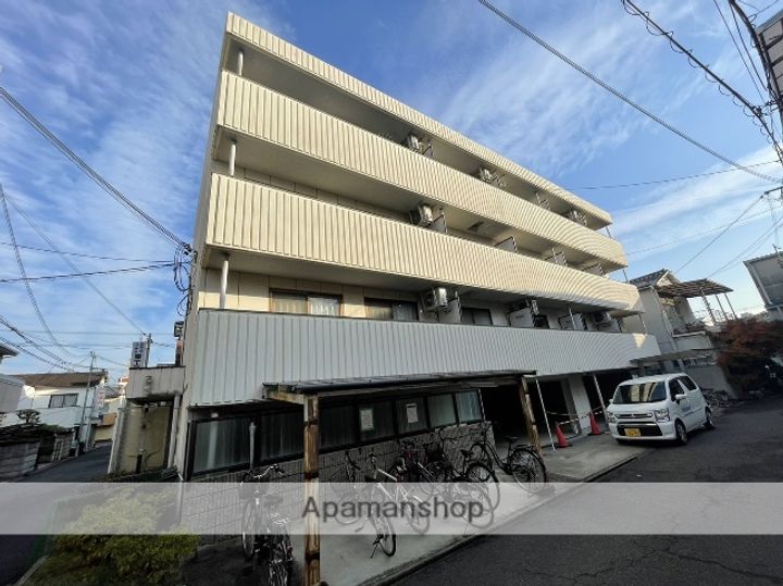 大阪府寝屋川市高柳栄町の賃貸マンションの外観