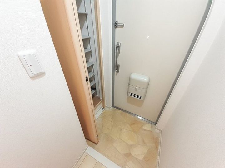 カーサ セレーナの玄関