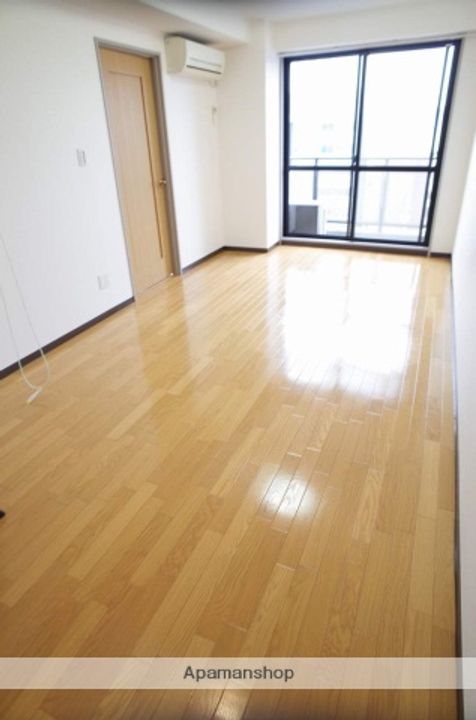 ヴィルフランシュのその他画像