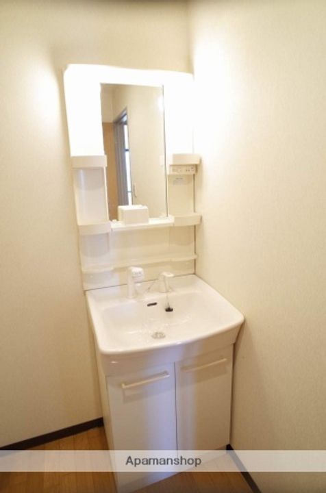 ヴィルフランシュのその他画像