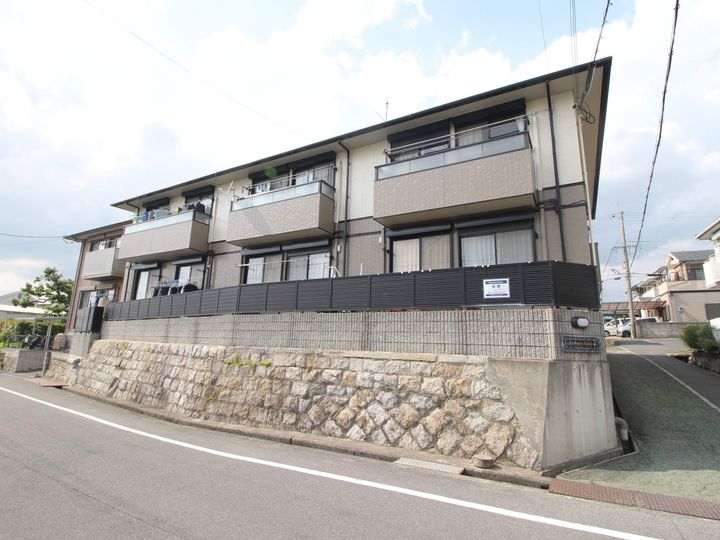 LA FENICE KOKITA102号室の外観