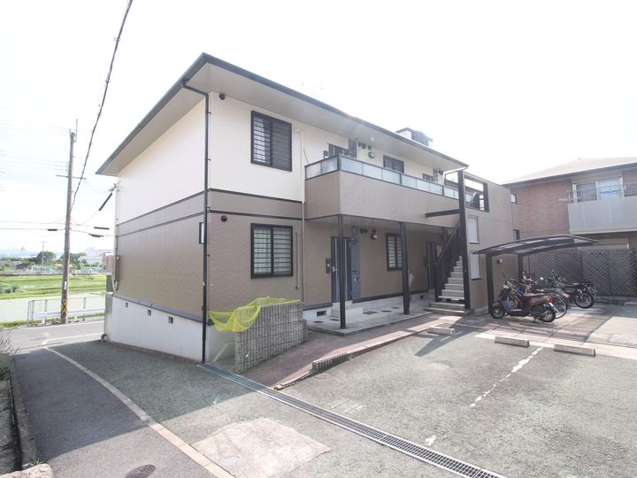 LA FENICE KOKITA102号室の外観