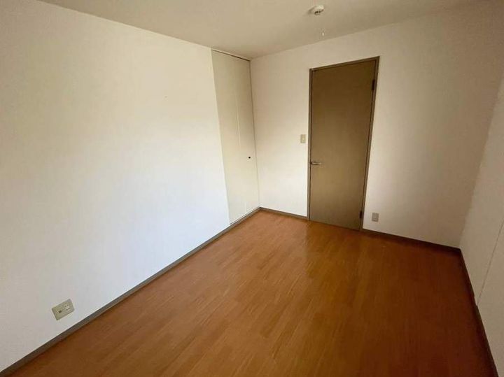 LA FENICE KOKITA102号室の内装