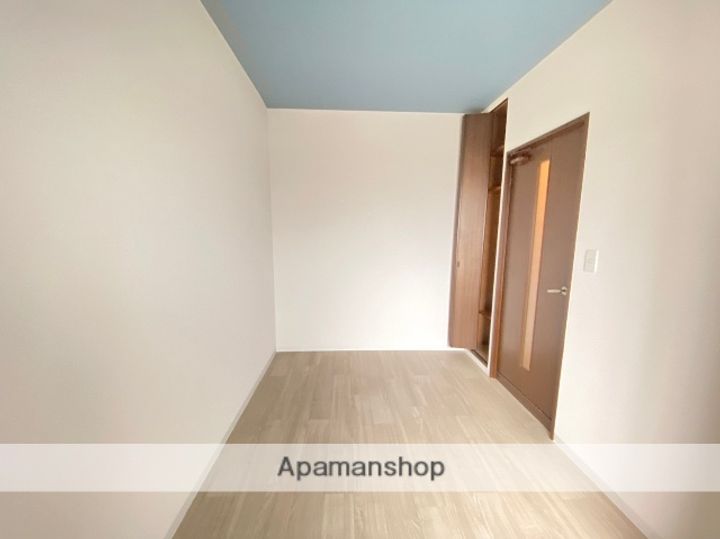 大阪府門真市東江端町の賃貸マンションの内装