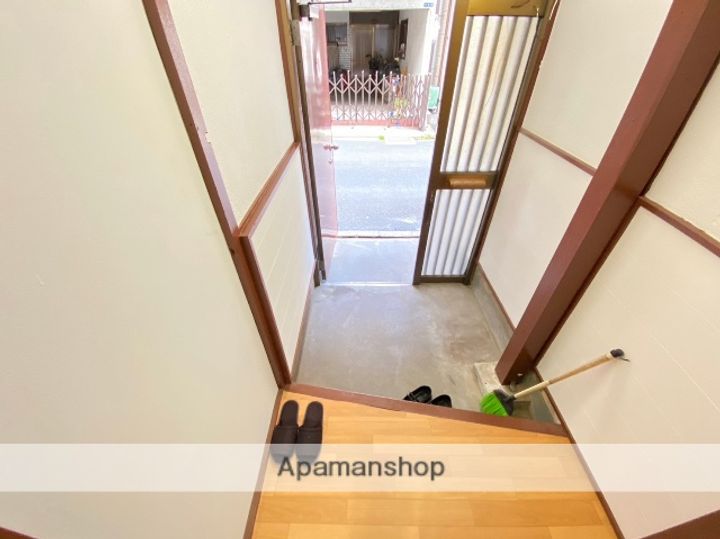 大阪府門真市舟田町(一戸建)の賃貸物件の玄関