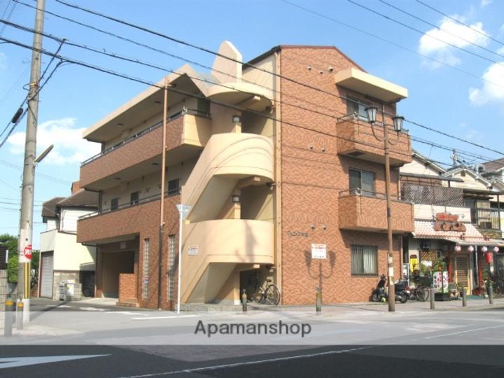 フェローズ中宮の外観