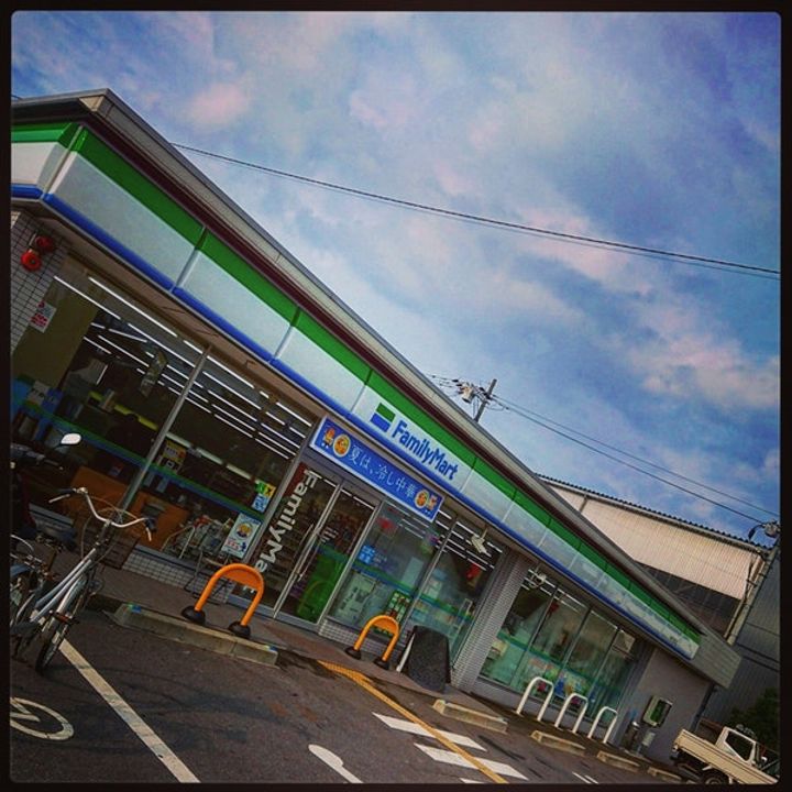 レオパレスヴィラージュロータスの周辺