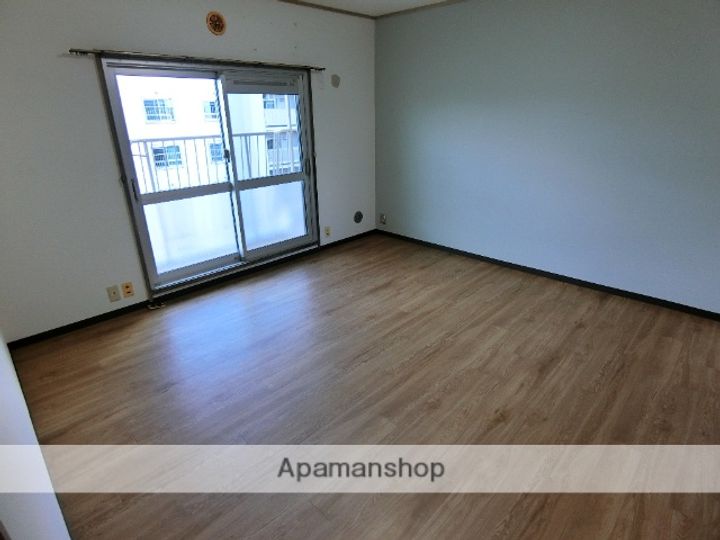 大阪府枚方市藤阪西町の賃貸マンションの内装
