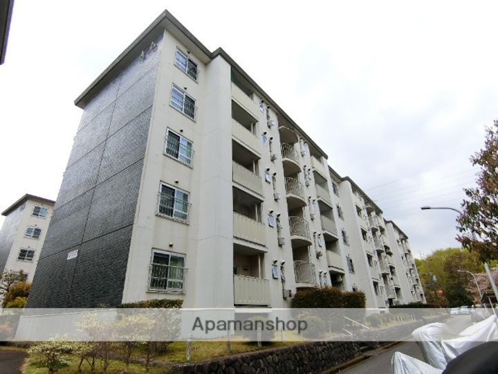 大阪府枚方市藤阪西町の賃貸マンションの外観