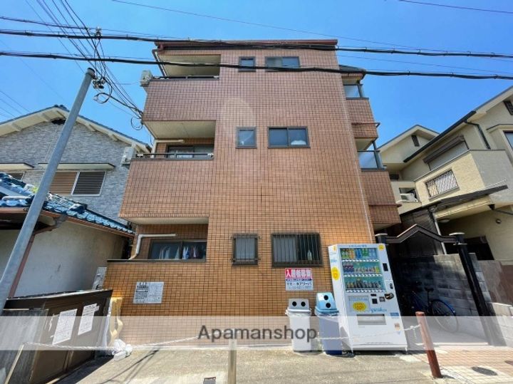 大阪府枚方市長尾元町2丁目の賃貸マンションの外観