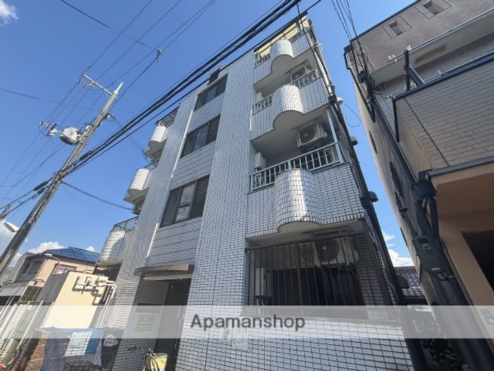 シャトウ・マ・メールの外観