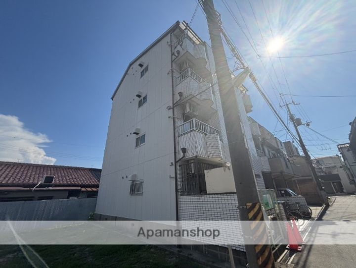 シャトウ・マ・メールの外観