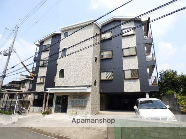 大阪府交野市郡津3丁目の賃貸マンションの外観