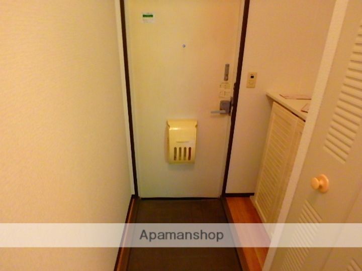 第二メゾン扇の玄関