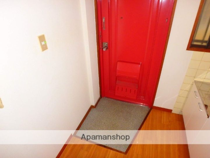 トップイット門真の玄関