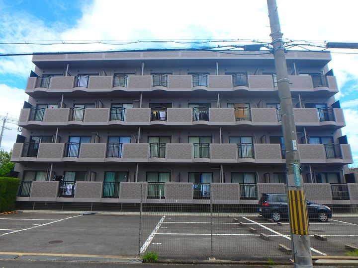 大阪府枚方市長尾家具町4丁目の賃貸マンションの外観