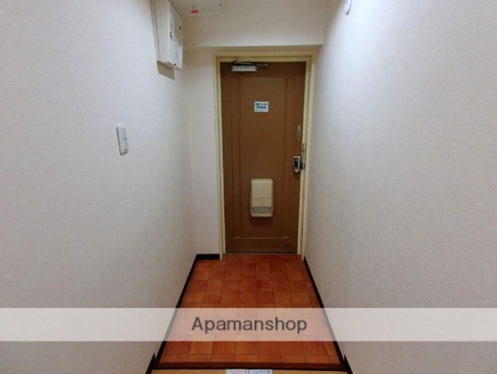 サニーヒル長坂の玄関