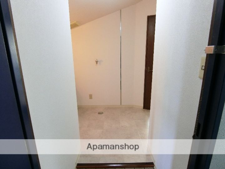 大阪府枚方市津田東町3丁目の賃貸マンションの内装