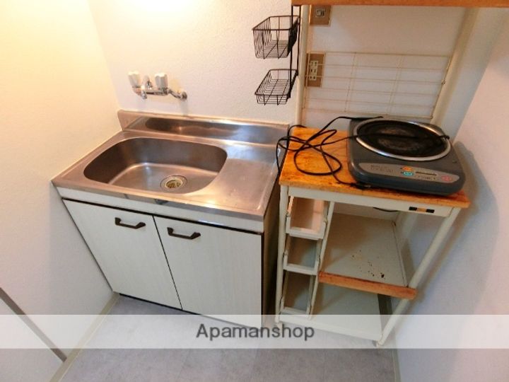 大阪府枚方市津田東町3丁目の賃貸マンションのキッチン