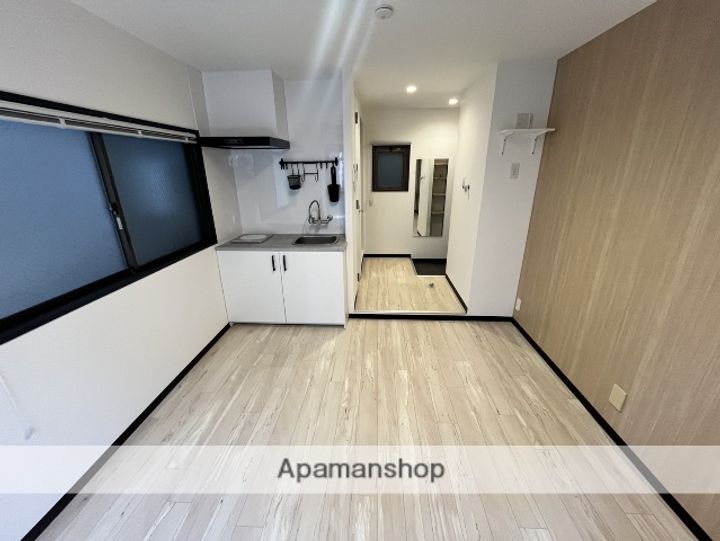 リベラル宮之阪の内装