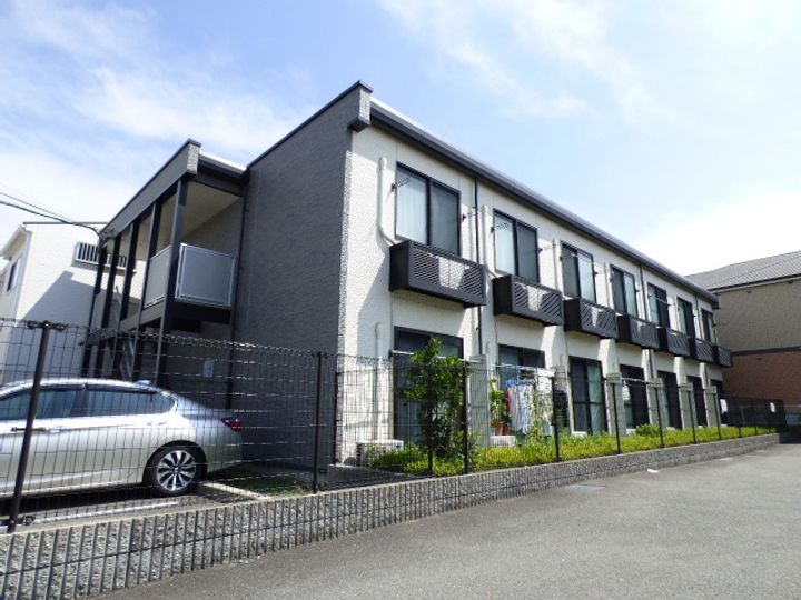 レオパレスクレール藤が尾IIの外観