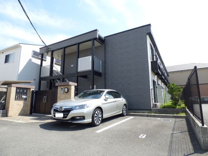 レオパレスクレール藤が尾IIの外観
