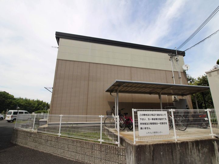 レオパレスジョリメゾンの外観