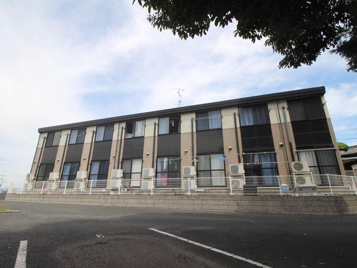 レオパレスジョリメゾンの外観