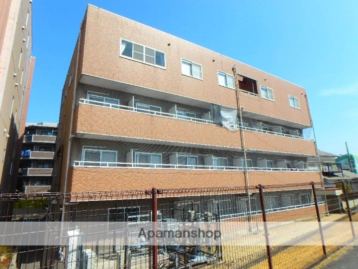大阪府枚方市牧野阪3丁目の賃貸マンションの外観