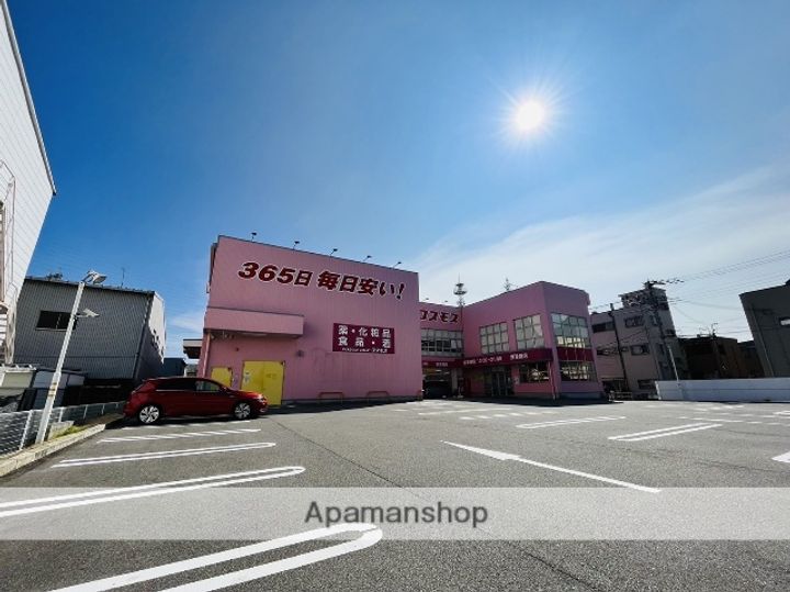 吉岡第2ビルの周辺