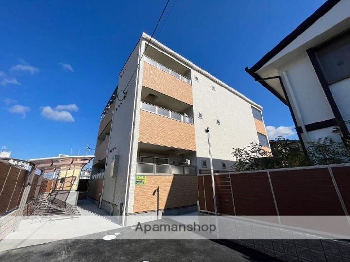 大阪府枚方市藤阪元町2丁目の賃貸アパートの外観