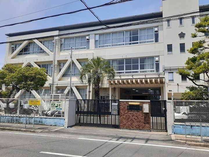 大阪府寝屋川市東神田町(一戸建)の賃貸物件戸建ての周辺