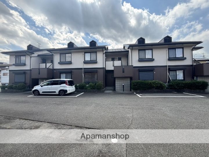 京都府京都市伏見区淀美豆町の賃貸アパートの外観