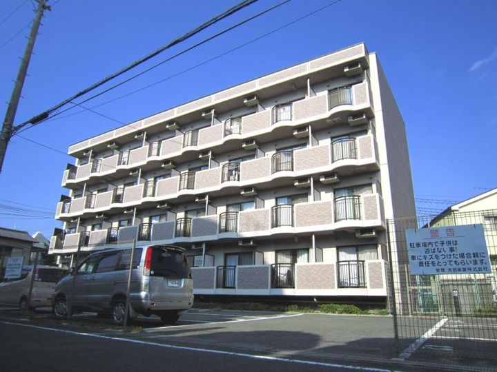大阪府枚方市長尾家具町4丁目の賃貸マンションの外観