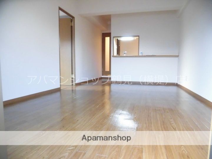 ボヌール 鶴見の居間