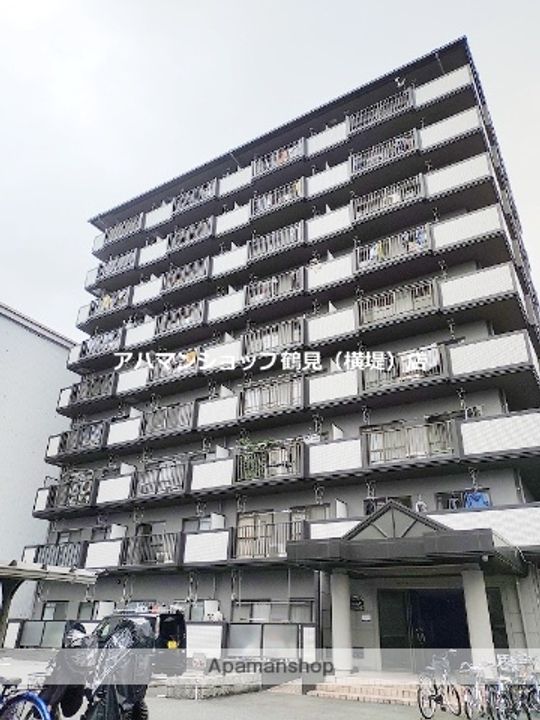 グランドール福川の外観