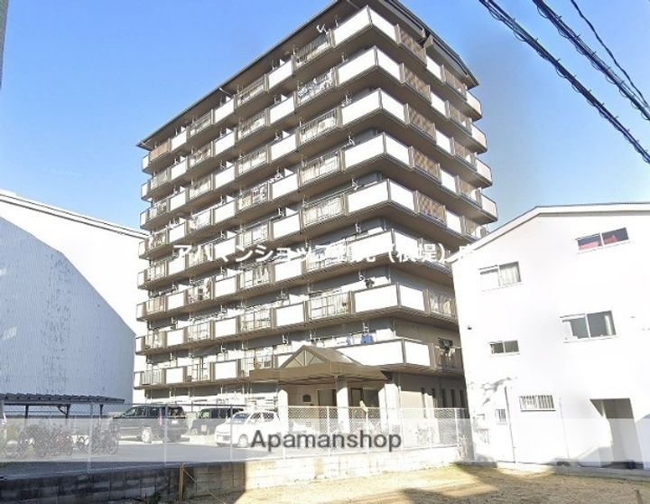 グランドール福川の外観