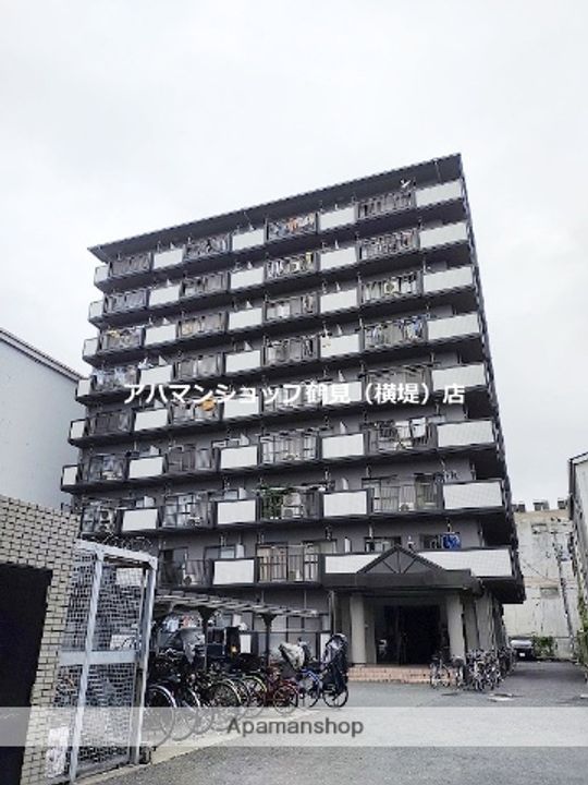 グランドール福川の外観