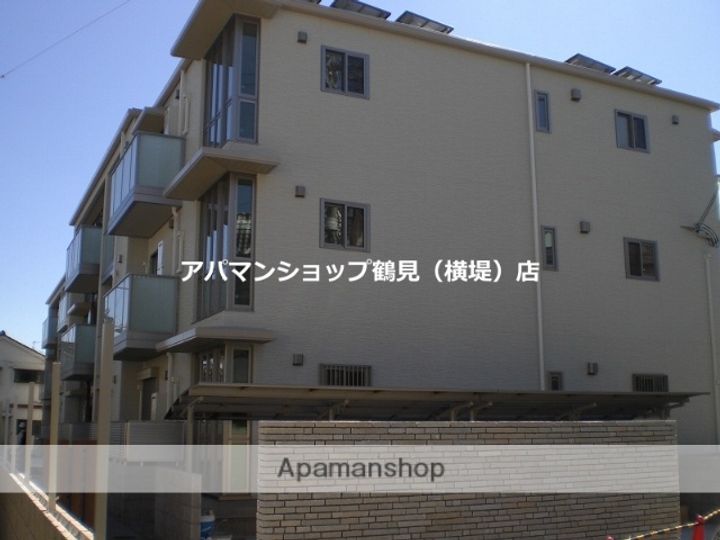 ヴィアソーレ鶴見の外観