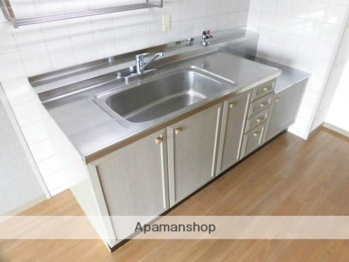 ロイヤル鶴見のキッチン