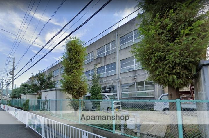 メゾンドソレイユの周辺