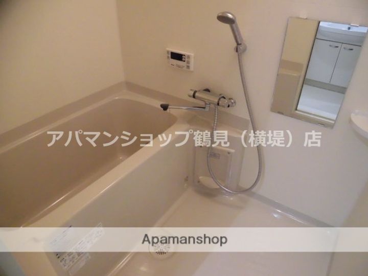 アージェントコートの風呂