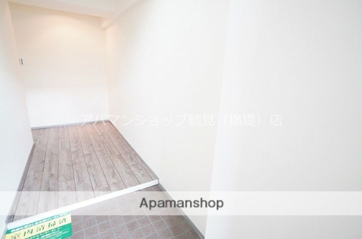 大阪府大阪市城東区今福東1丁目の賃貸マンションの内装