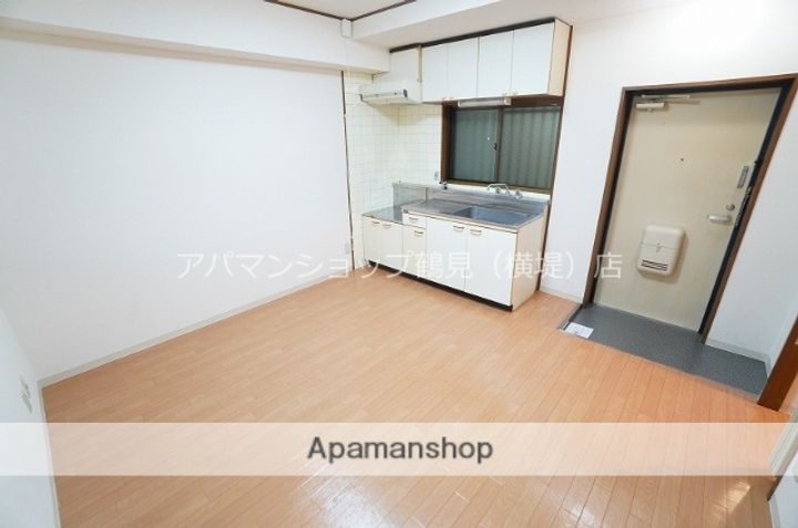 ハイムM&K今津の居間