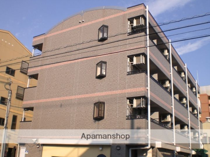 エスパシオアローネ鶴見の外観