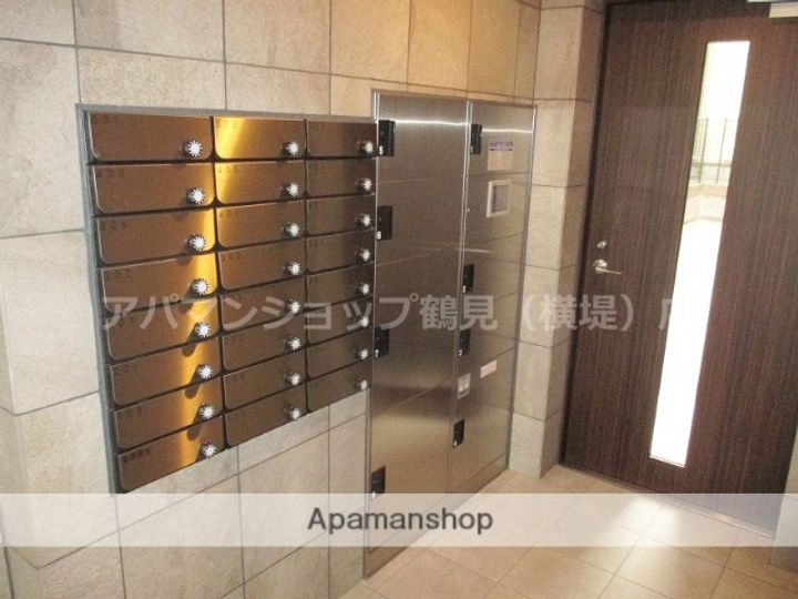 大阪府大阪市城東区関目1丁目の賃貸マンションの内装